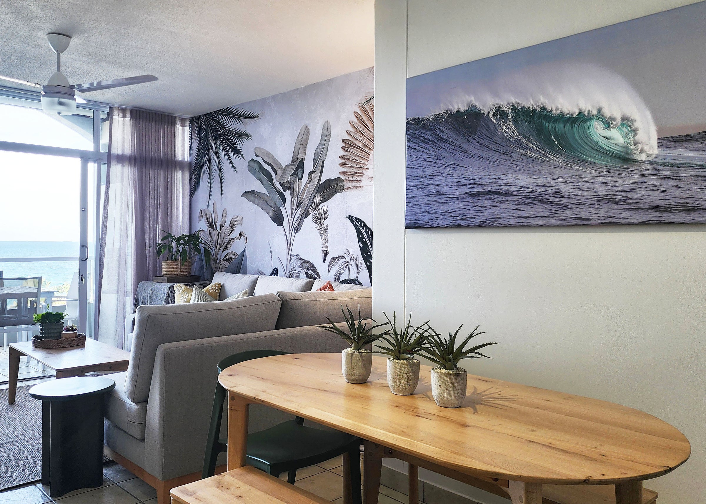 High Tide Hideaway